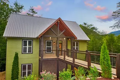 luxury cabin in the smoky mountains