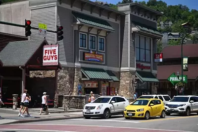 gatlinburg strip