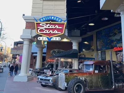 hollywood star cars in gatlinburg