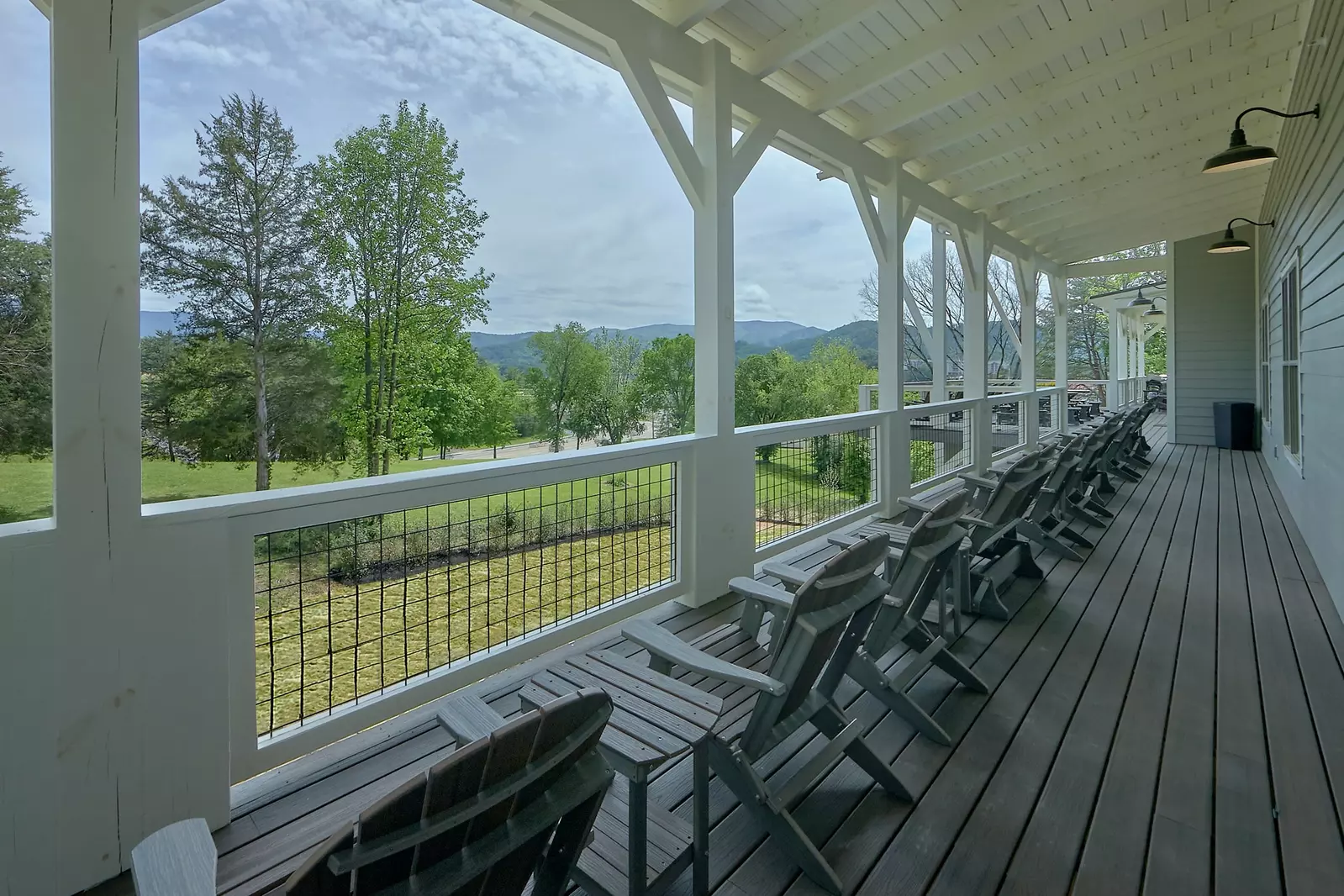 GRAND LECONTE LODGE